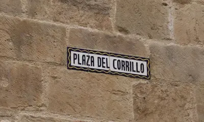 Certificado, premio, señal o documento que está expuesto en Espectacular apartamento junto a la Plaza Mayor by My Home in Salamanca