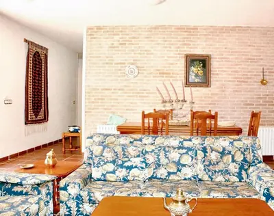 Zona de estar de Charming House in Castilblanco with Terrace and Fireplace