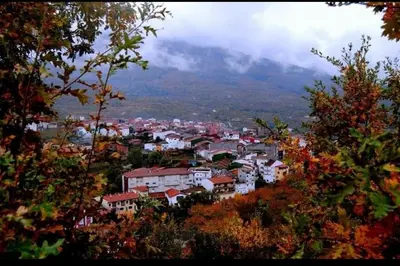 Vista general de una montaña o vista desde el apartamento