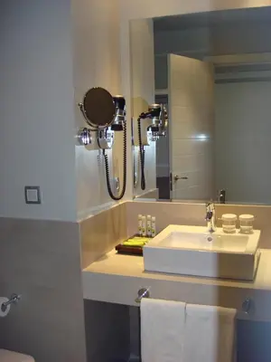 Un baño de Vincci Valdecañas Golf