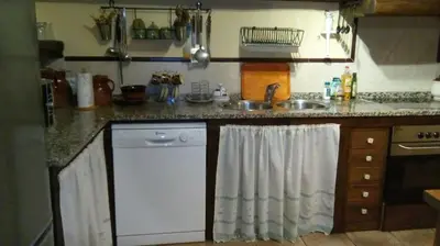 Una cocina o zona de cocina en Casa Rural La Luciérnaga Salamanca