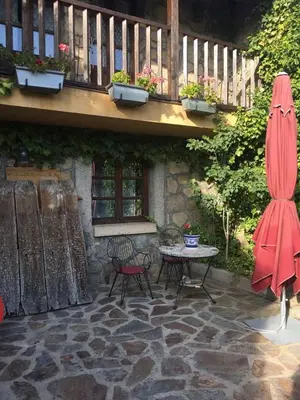 Jardín al aire libre en Casa Rural La Luciérnaga Salamanca