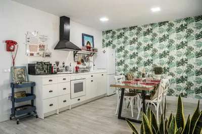 Una cocina o zona de cocina en Deluxe Rue Bohème