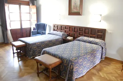 Zona de estar de Hospederia del Real Monasterio