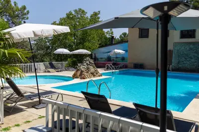 Piscina en o cerca de Hotel Rural Don Burguillo