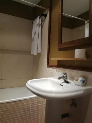 Un baño de Casa Rural El Infante