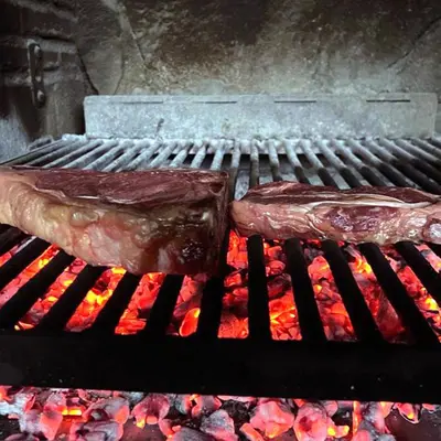 Barbacoa disponible para clientes en el hotel