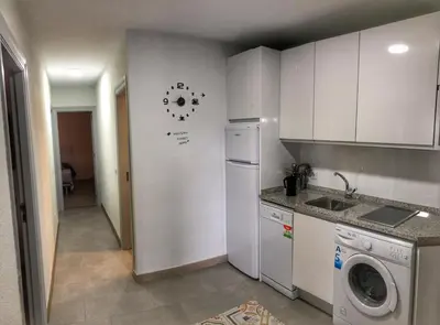 Una cocina o zona de cocina en San Juan de la Cruz con garaje incluido