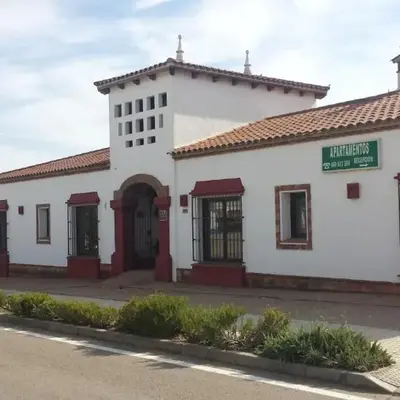 Apartamentos Turísticos - Hostal Los Alisos