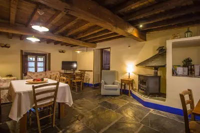 Una televisión o centro de entretenimiento en Casa Rural del Corral