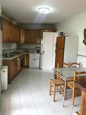 Una cocina o zona de cocina en EL LLANO - El Hornillo, tu pueblo en la Sierra de Gredos.