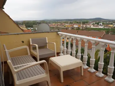 Un balcón o terraza de El Cerezo