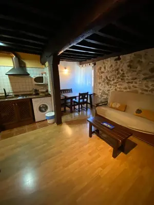 Una cocina o zona de cocina en Apartamentos Rurales La Antigua Fonda