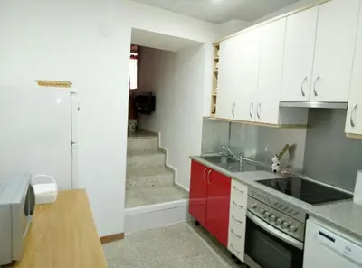 Una cocina o zona de cocina en Apartamentos Caleros AT-CC-00668