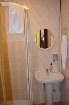 Un baño de Pension Salamanca