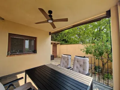 Un balcón o terraza de 