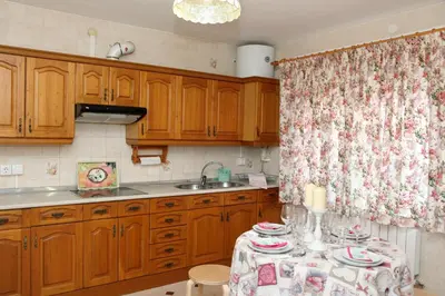 Una cocina o zona de cocina en La Hojarasca