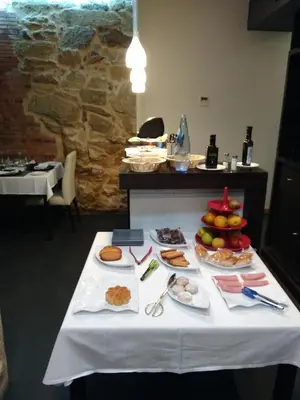 Comida en o cerca de este hostal o pensión
