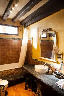 Un baño de Casa Rural Therma Agreste