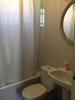 Un baño de Las Olivas