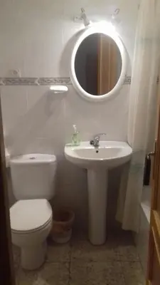 Un baño de Casas Valleiruelas