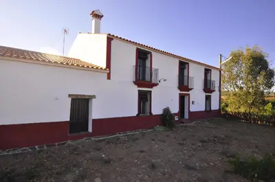Edificio en el que se encuentra el lodge