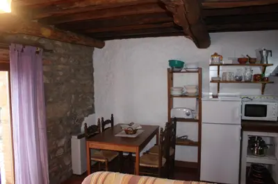 Una cocina o zona de cocina en Casas Rurales Casas en Batuecas