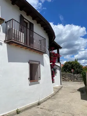 Edificio en el que se encuentra el lodge