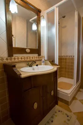Un baño de Apartamentos Rurales La Casa de Luis