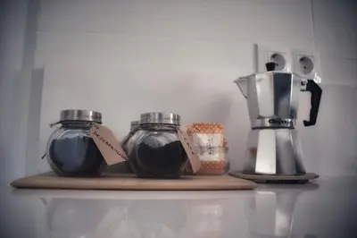 Utensilios para hacer té y café en BELIA A.T.