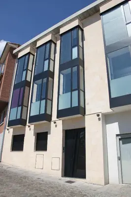 Edificio en el que se encuentra el apartamento