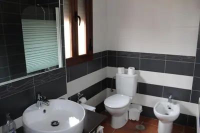 Un baño de Casa Rural Aguas del Venero
