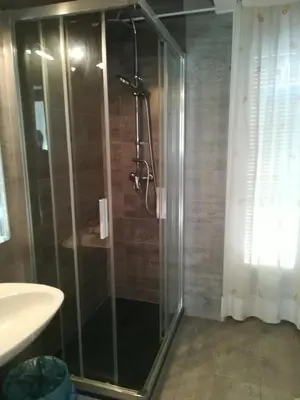 Un baño de Hostal El Castillo