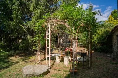Jardín al aire libre en Posada Real La Casa de Arriba