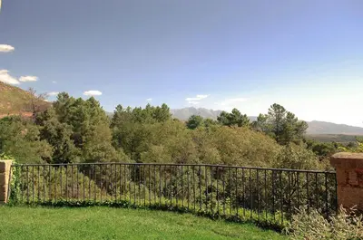 Vista general de una montaña o vista desde el apartamento