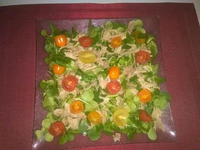 Comida en o cerca of this country house