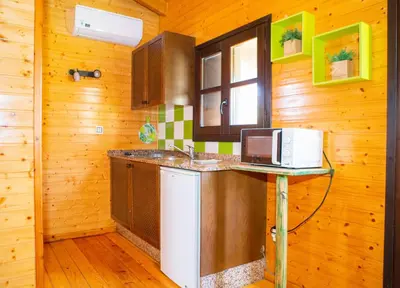 Una cocina o zona de cocina en Apartamentos Rurales El Rincón del Jerte