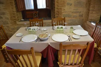 Comida en o cerca of this country house
