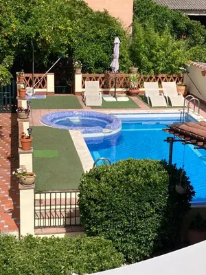 Piscina en o cerca de Casa Rural Valdevilano