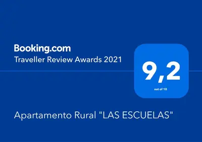 Certificado, premio, señal o documento que está expuesto en Apartamento Rural 