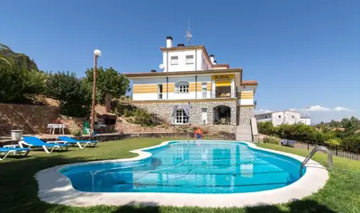Piscina en o cerca de Casa Rural Casa Valdecaballeros