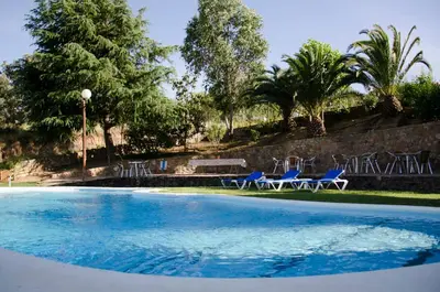 Piscina en o cerca de Casa Rural Casa Valdecaballeros