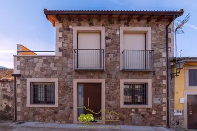 Edificio en el que se encuentra la casa o chalet