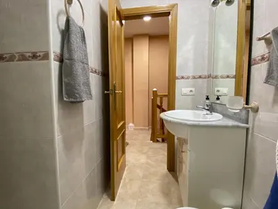 Un baño de AT Rural NAVALINDA