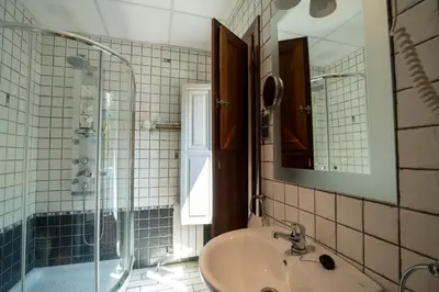 Un baño de Hotel Rural Spa Don Juan de Austria