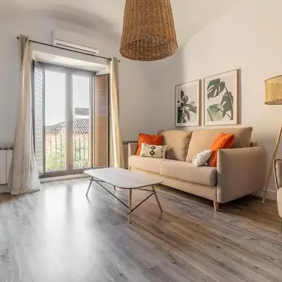 Apartamentos con vistas en el casco histórico - El Patio