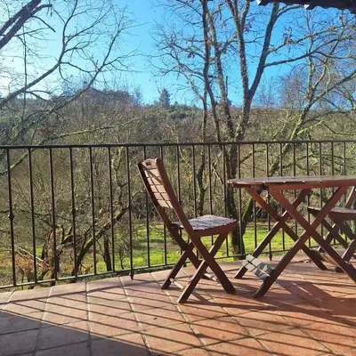 Un balcón o terraza de Apartamentos Casasturga