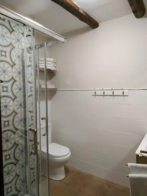 Un baño de La Simona Casa Rural
