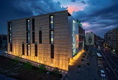 Edificio en el que se encuentra el apartamento