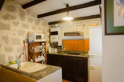 Una cocina o zona de cocina en Los Chendas